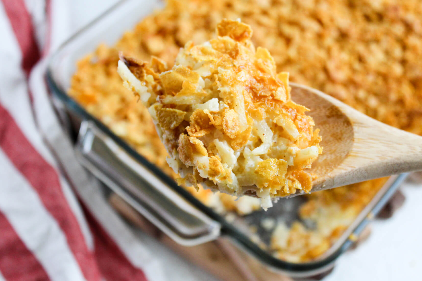 Cheesy Hash Brown Casserole With Corn Flakes The Simple Homeplace