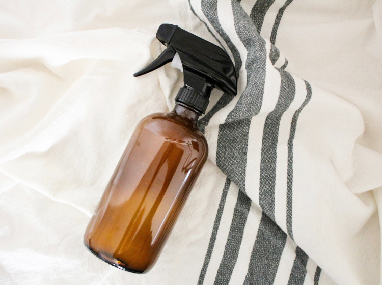 all-purpose natural cleaning spray